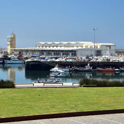 fishing harbour of Castelo da Póvoa